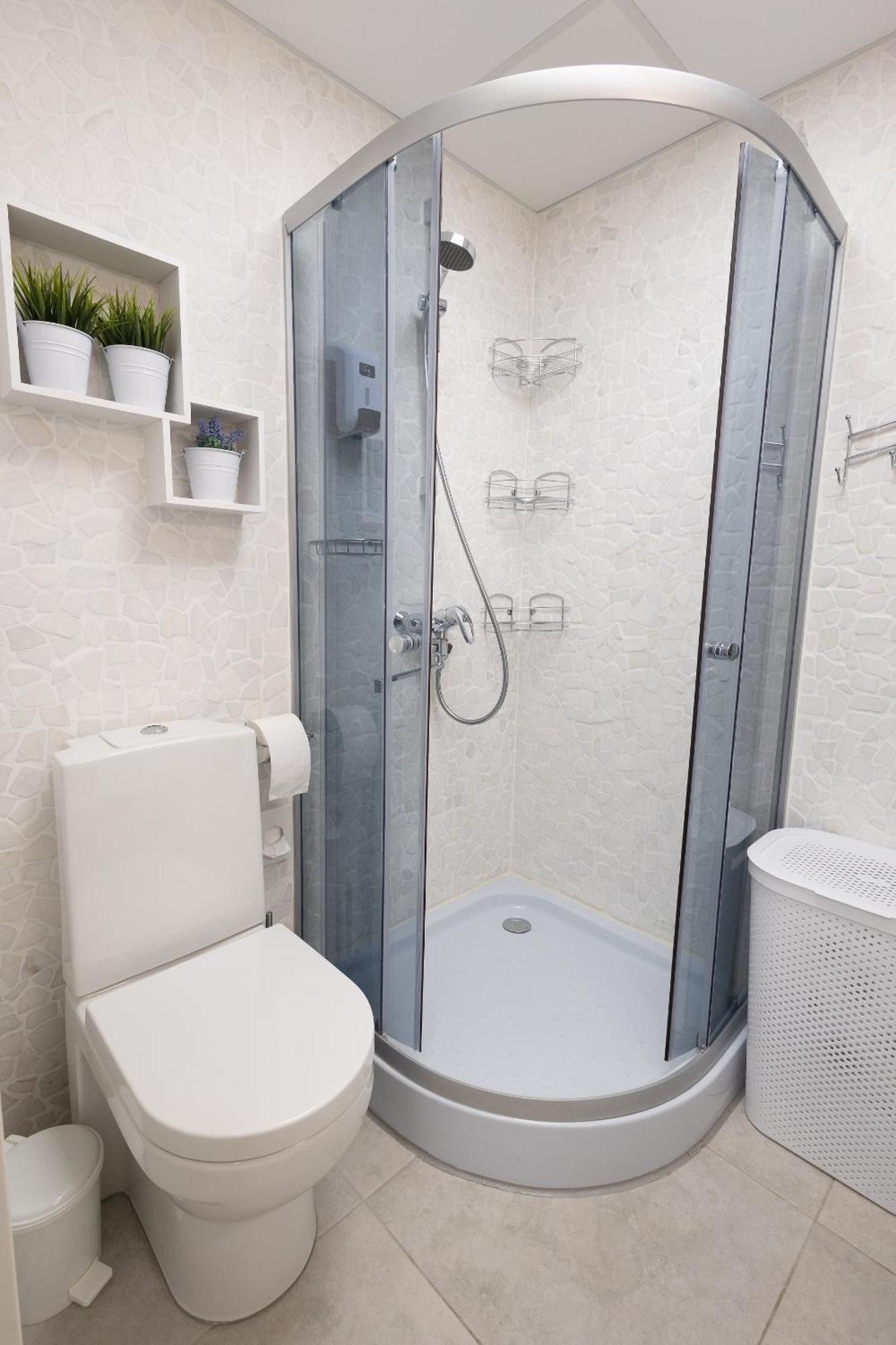 Stella'S Apartment - City Center - Free Secure Parking - Big Sun Terrace - Air Conditioning - Wifi - Tram To The Tallinn Bus Station And Old Town Exterior photo