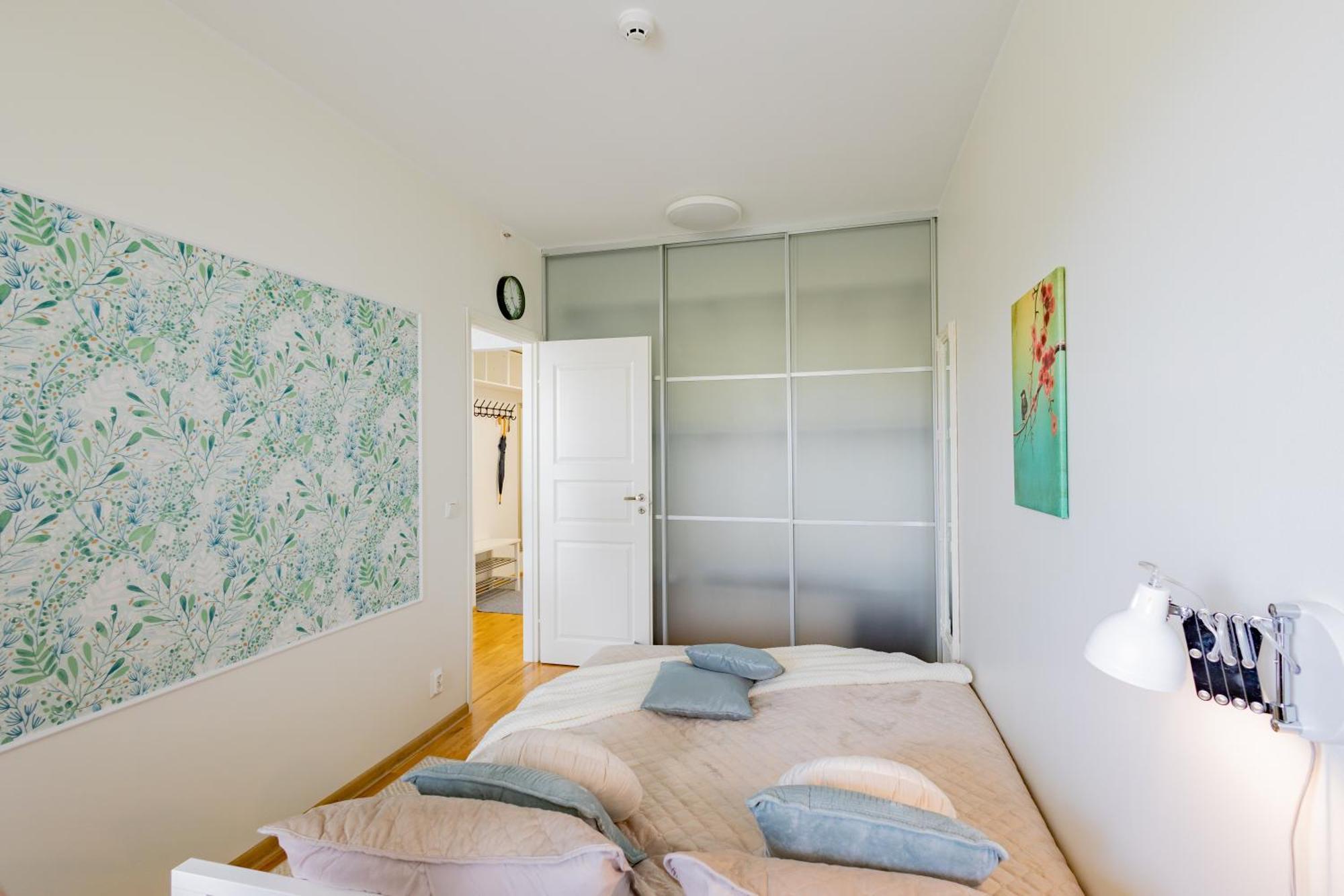 Stella'S Apartment - City Center - Free Secure Parking - Big Sun Terrace - Air Conditioning - Wifi - Tram To The Tallinn Bus Station And Old Town Exterior photo